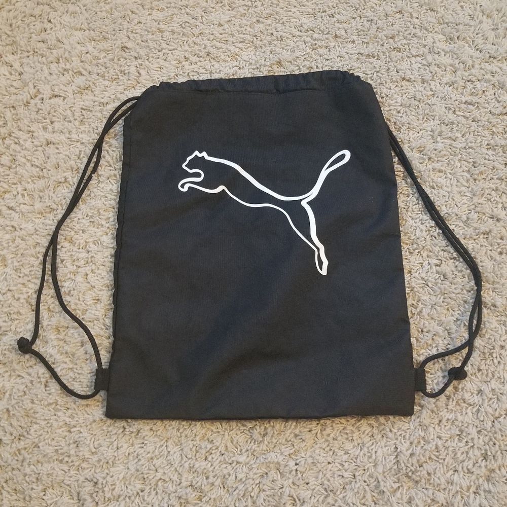 PUMA bag 🖤